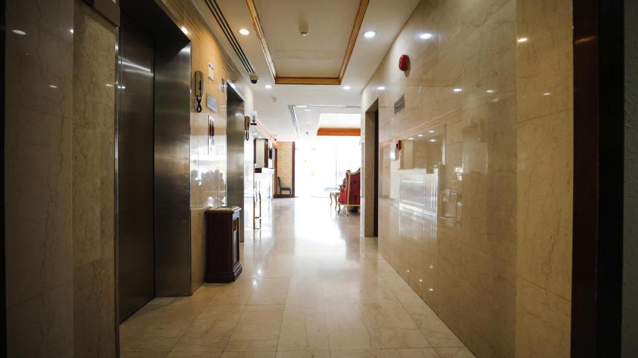 Green House Hotel Suites & Apartment Dubai Dış mekan fotoğraf